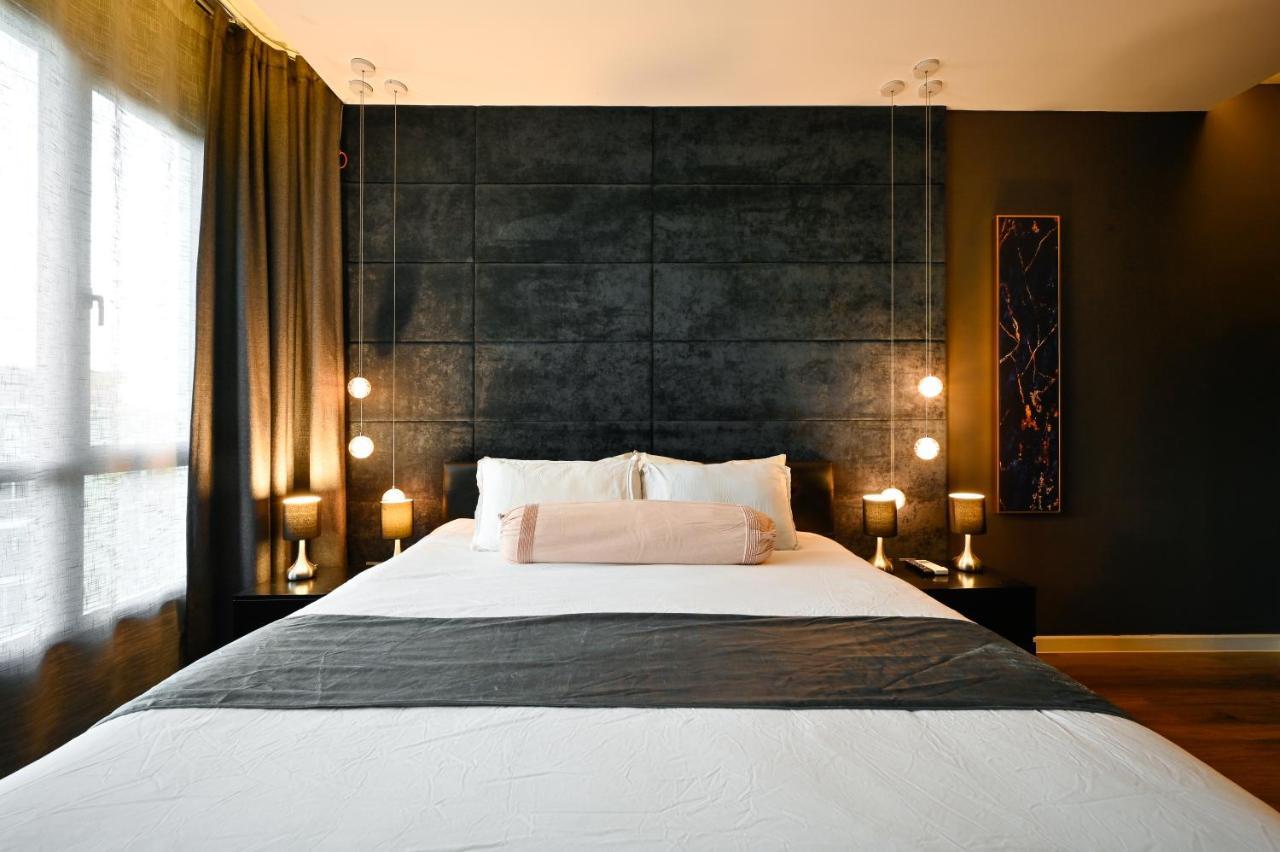 Estella Heights Saigon City View 2Br Apartment & Pool, โฮจิมินห์ซิตี้ ภายนอก รูปภาพ