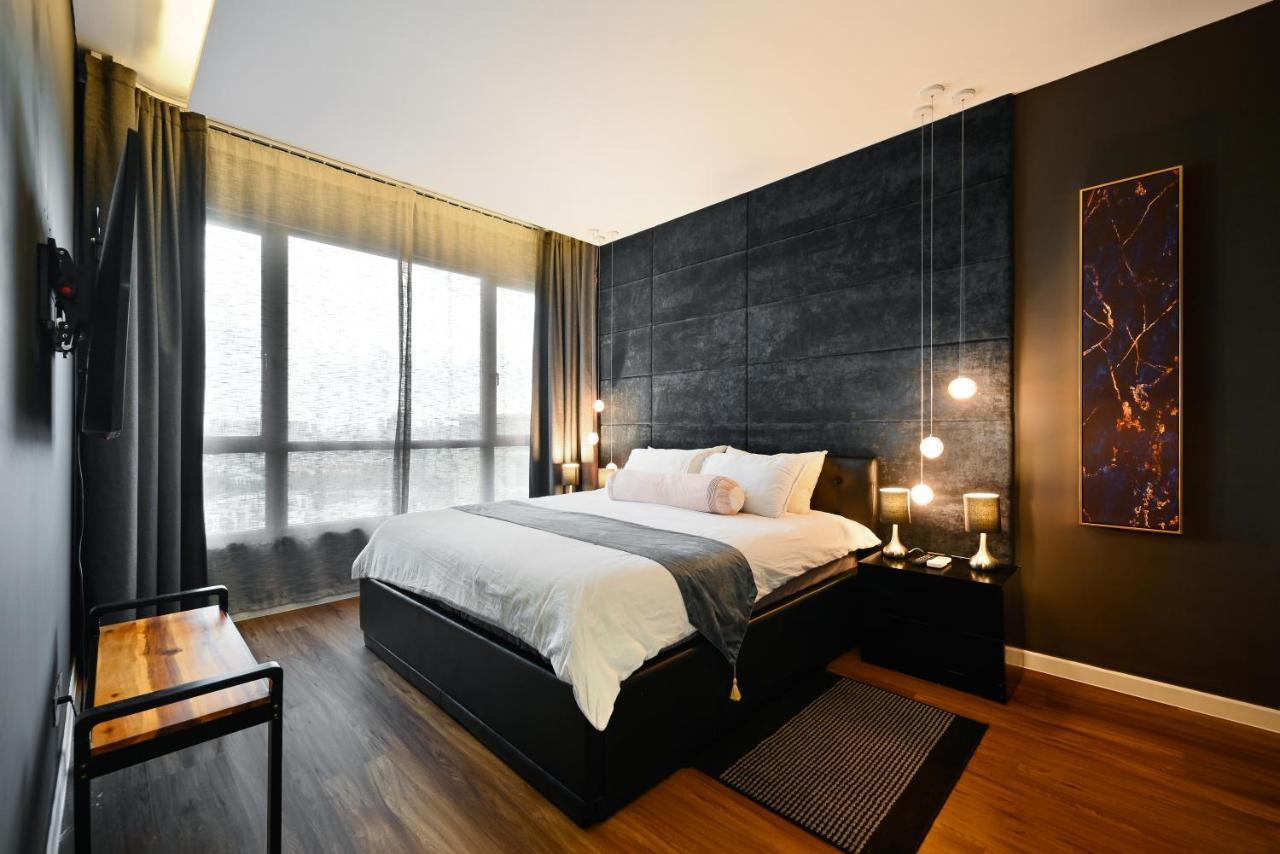 Estella Heights Saigon City View 2Br Apartment & Pool, โฮจิมินห์ซิตี้ ภายนอก รูปภาพ