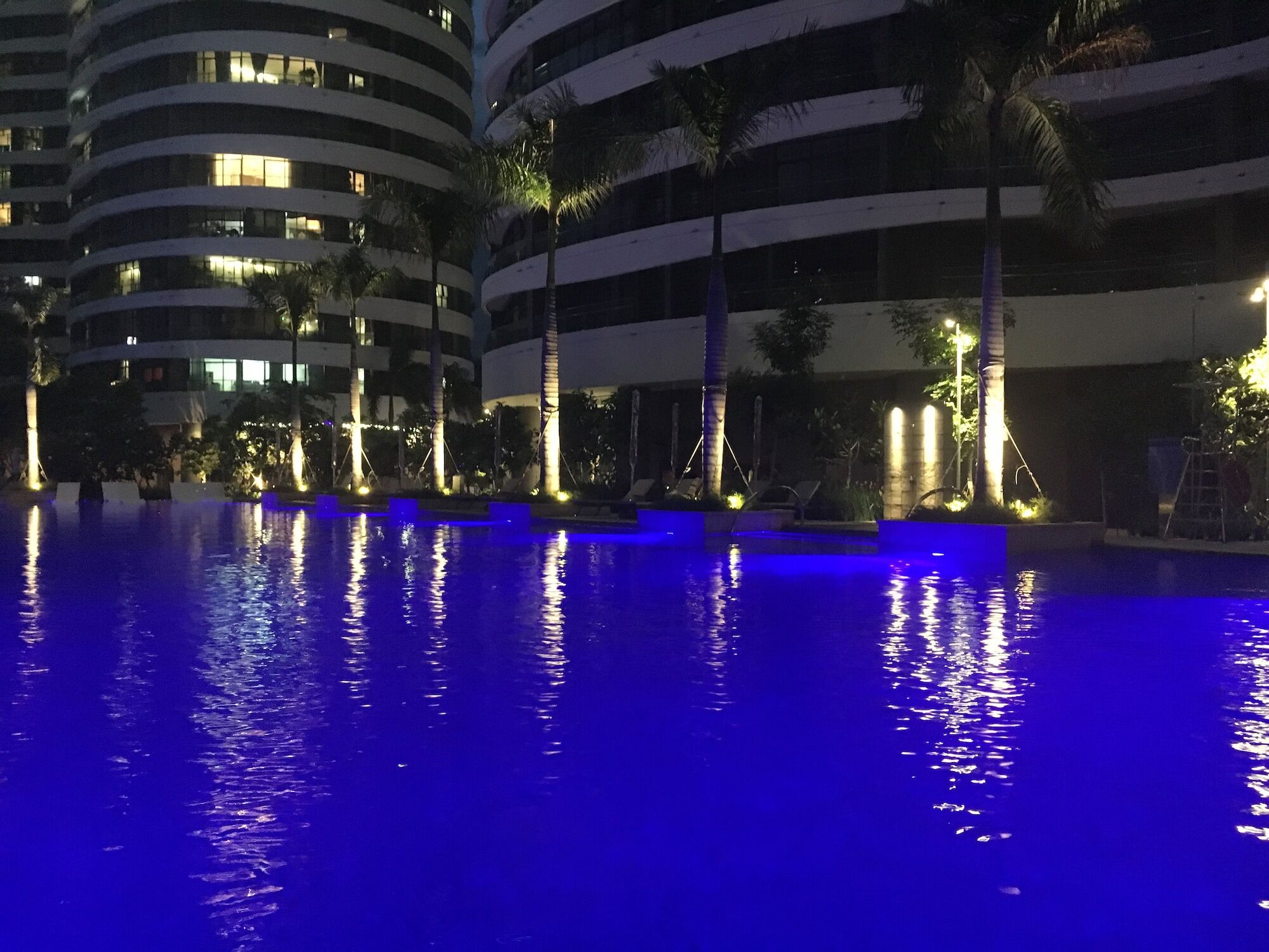 Estella Heights Saigon City View 2Br Apartment & Pool, โฮจิมินห์ซิตี้ ภายนอก รูปภาพ